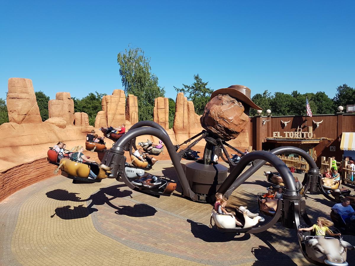 Aldeamento Turístico Vakantiepark Slagharen Slagharen